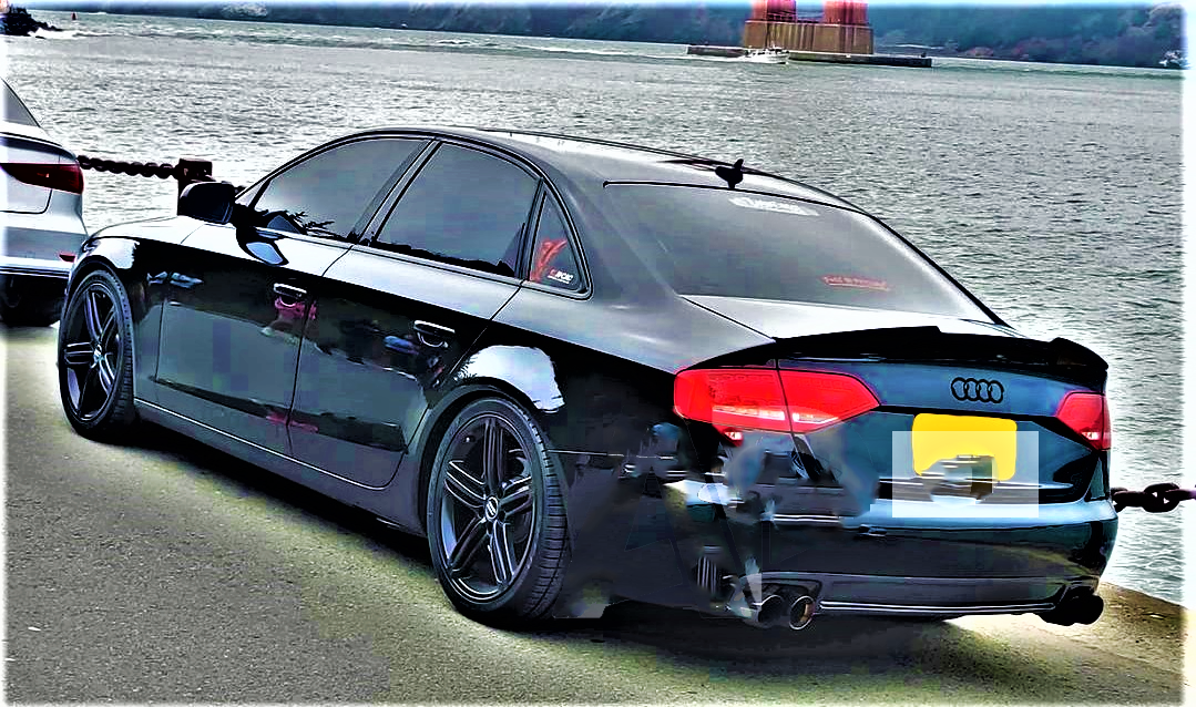 Audi RS4 Look A4 S4 RS4 B8 Gloss Black M4 Style Boot Lip Spoiler 2008-2012